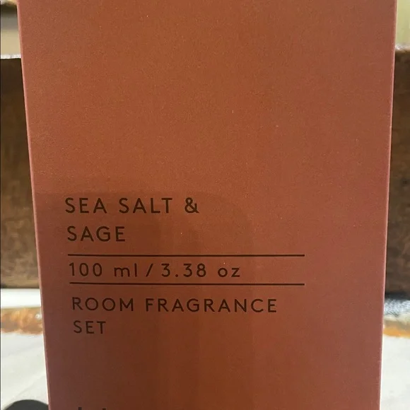 Gorgeous “Pure Spa by BLOMUS” Diffuser - Picture 3 of 8